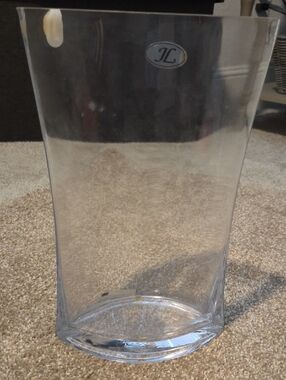 AccentLarge Clear Glass Flared Vase - Elegan